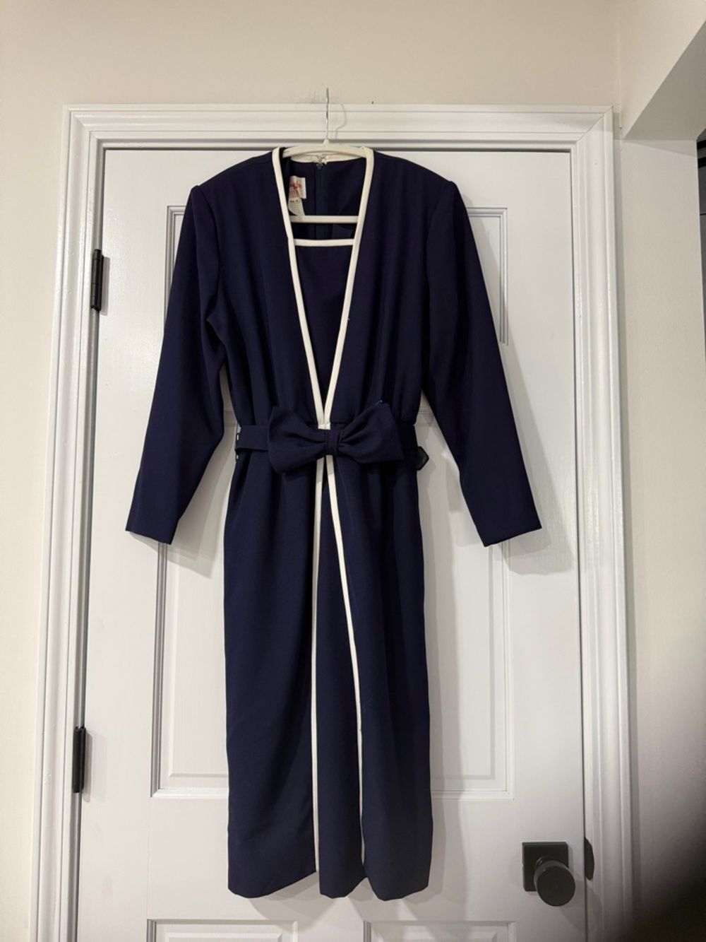 Vintage Henry Lee Petites USA 1980’s Belted Dress Navy White Shoulder Pads Sz 10